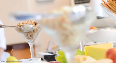 گلدن تولیپ سیب مسقط