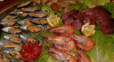 گلدن تولیپ سیب مسقط