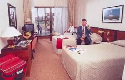 گلدن تولیپ سیب مسقط