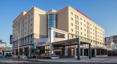 هیلتون گاردن این کرسنودر