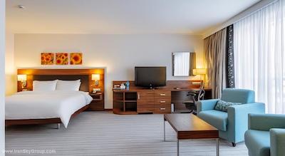 هیلتون گاردن این کرسنودر