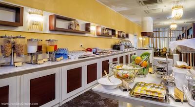 هیلتون گاردن این کرسنودر