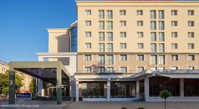 هیلتون گاردن این کرسنودر