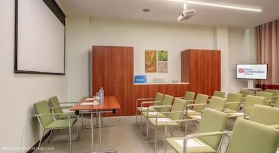 هیلتون گاردن این کرسنودر