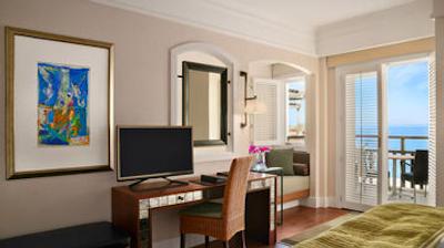 کمپینسکی بارباروس بی