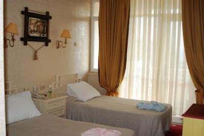 رویال سیتی هتل