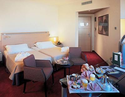 ان اچ بولونیا ویلانوا