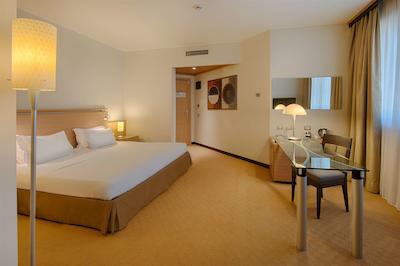 ان اچ بولونیا ویلانوا