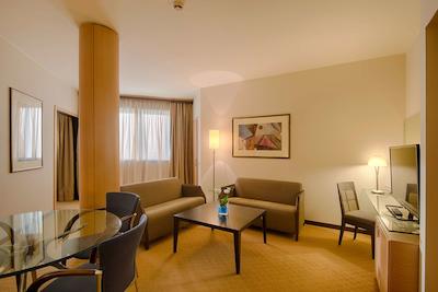 ان اچ بولونیا ویلانوا