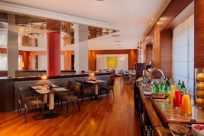 ان اچ بولونیا ویلانوا