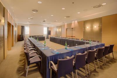 ان اچ بولونیا ویلانوا