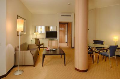 ان اچ بولونیا ویلانوا