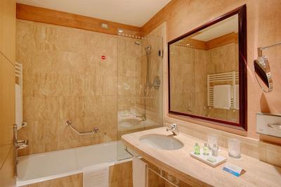 ان اچ بولونیا ویلانوا