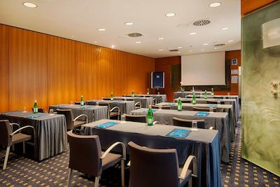 ان اچ بولونیا ویلانوا