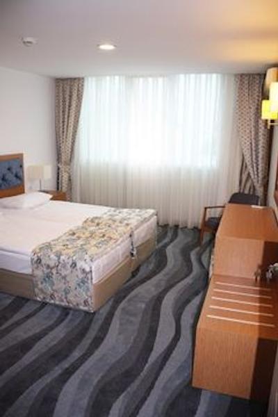 دورو سوئیتس هتل