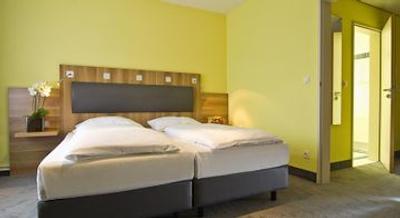 جی هتل هتل اند لیوینگ هانوفر