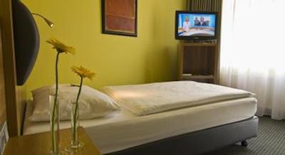 جی هتل هتل اند لیوینگ هانوفر