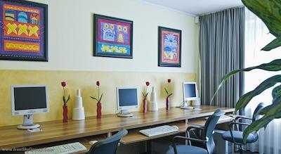 جی هتل هتل اند لیوینگ هانوفر