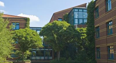 جی هتل هتل اند لیوینگ هانوفر