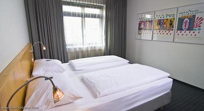 جی هتل هتل اند لیوینگ هانوفر