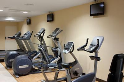 هتل ان ‌اچ مادرید ریبرا دل مانزانارس