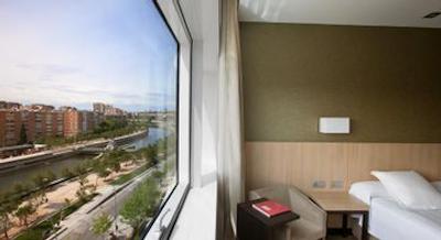 هتل ان ‌اچ مادرید ریبرا دل مانزانارس