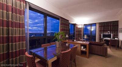 اینترنشنال