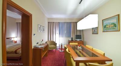 اینترنشنال