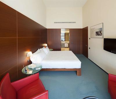 ان‌ اچ تورینو لینگوتو تک