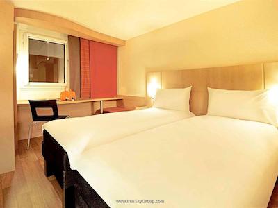 آیبیس بورسا