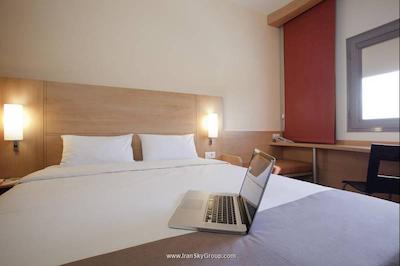 آیبیس بورسا