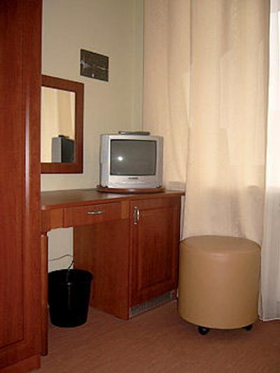 کامفیتل دمیدو بریج هتل