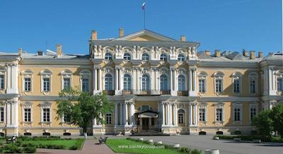 کامفیتل دمیدو بریج هتل