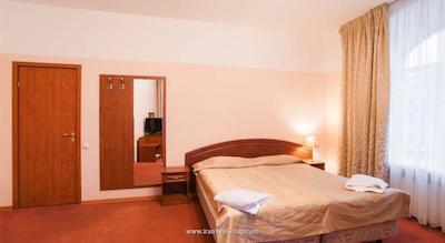 کامفیتل دمیدو بریج هتل