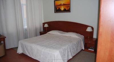 کامفیتل دمیدو بریج هتل