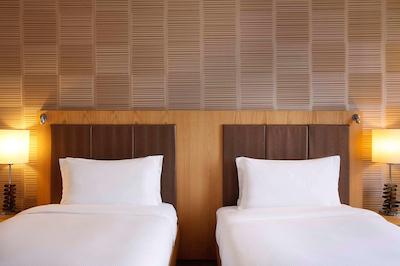 سندتن هیلتون