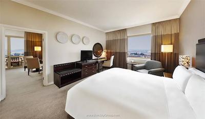 سندتن هیلتون