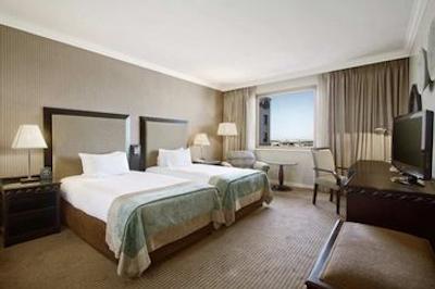 سندتن هیلتون