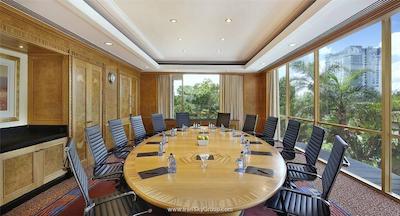 سندتن هیلتون