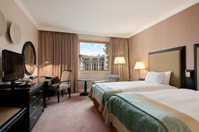 سندتن هیلتون