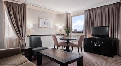 سندتن هیلتون