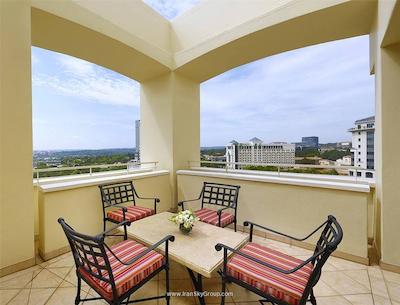 سندتن هیلتون