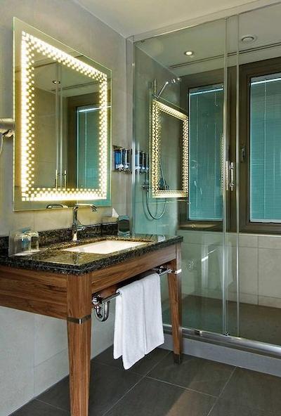 همپتون بای هیلتون بورسا