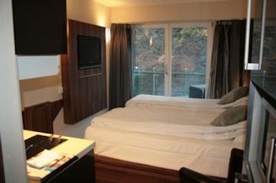 بست وسترن کمپن آپارتمان