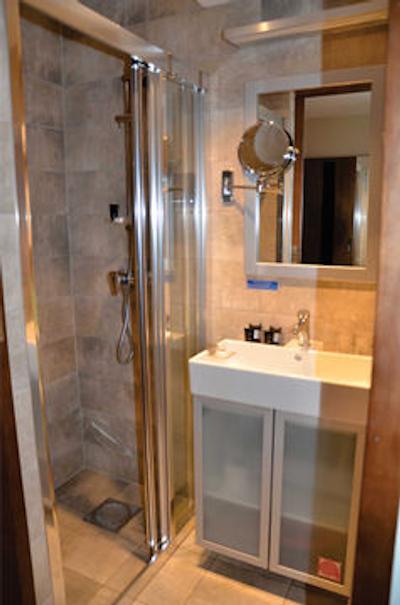 بست وسترن کمپن آپارتمان