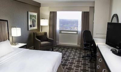 هیلتون نیاگارا فالس فالسویو هتل