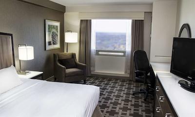 هیلتون نیاگارا فالس فالسویو هتل