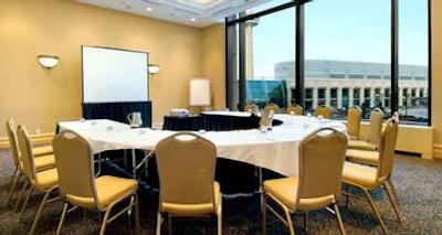 هیلتون نیاگارا فالس فالسویو هتل