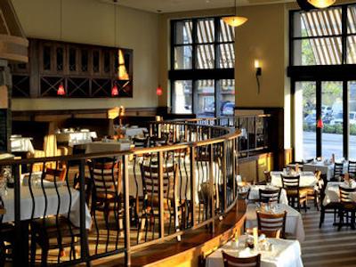 هیلتون نیاگارا فالس فالسویو هتل