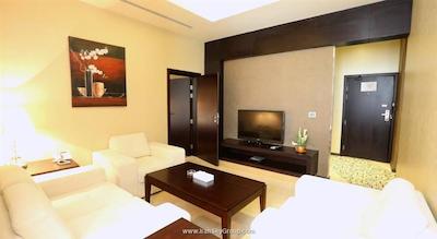 نهال بای بین مجید